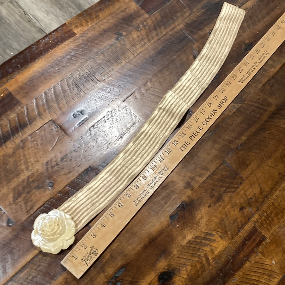 vintage Charmant beige rose belt - Picture 7 of 7